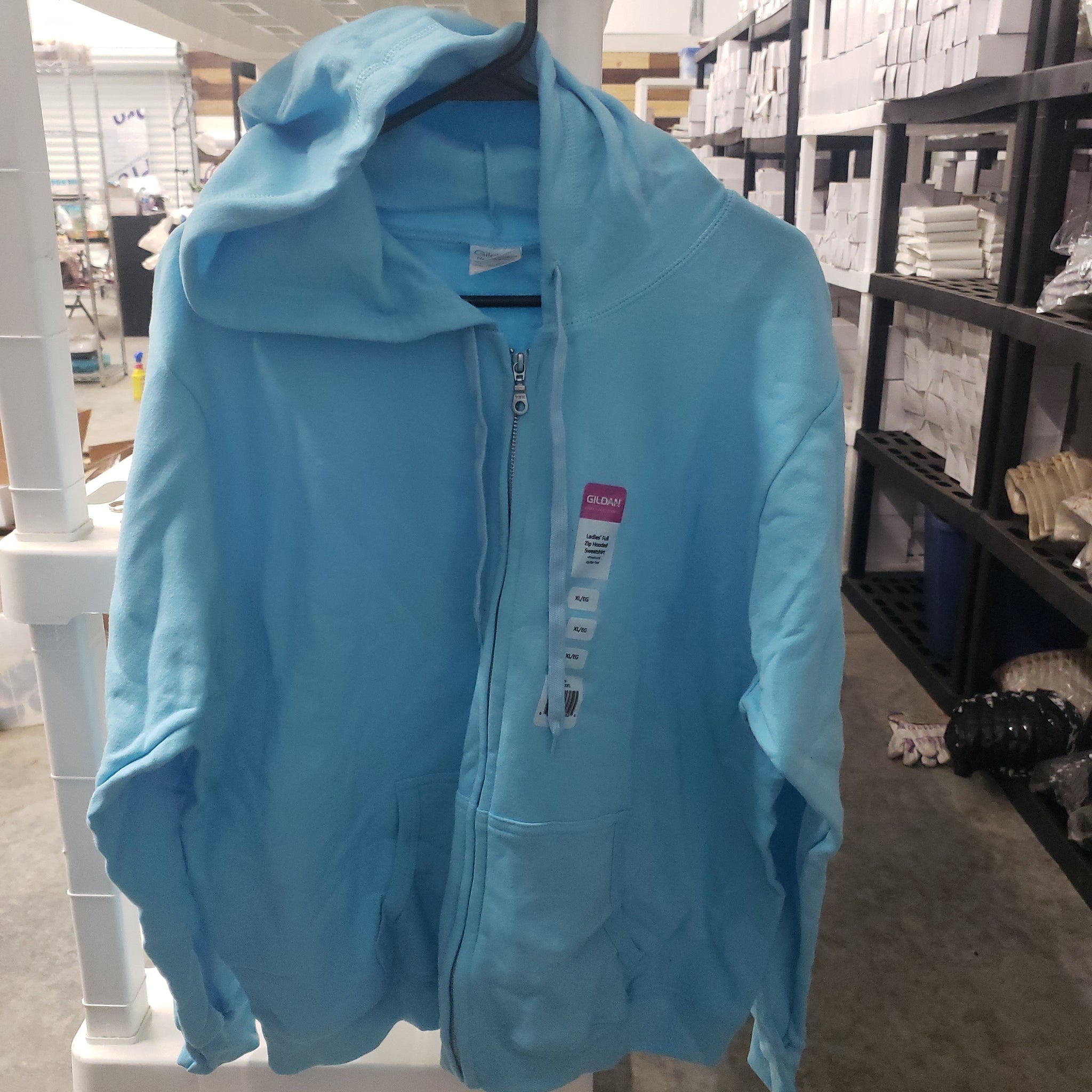 Gildan zip up hoodie size xl large