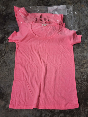 pink 6 shirt bundle Zenana tshirts 2 small, 2 medium, 2 large total of 6