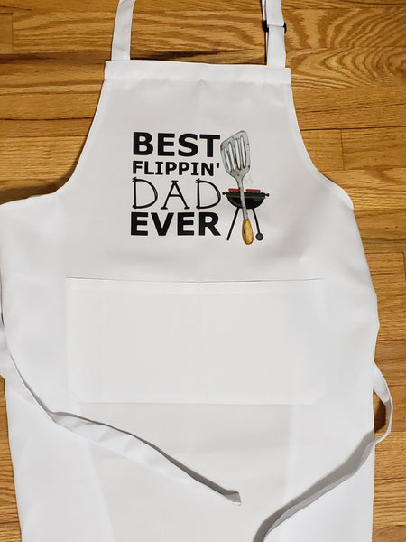 Adjustable apron with two front pockets
